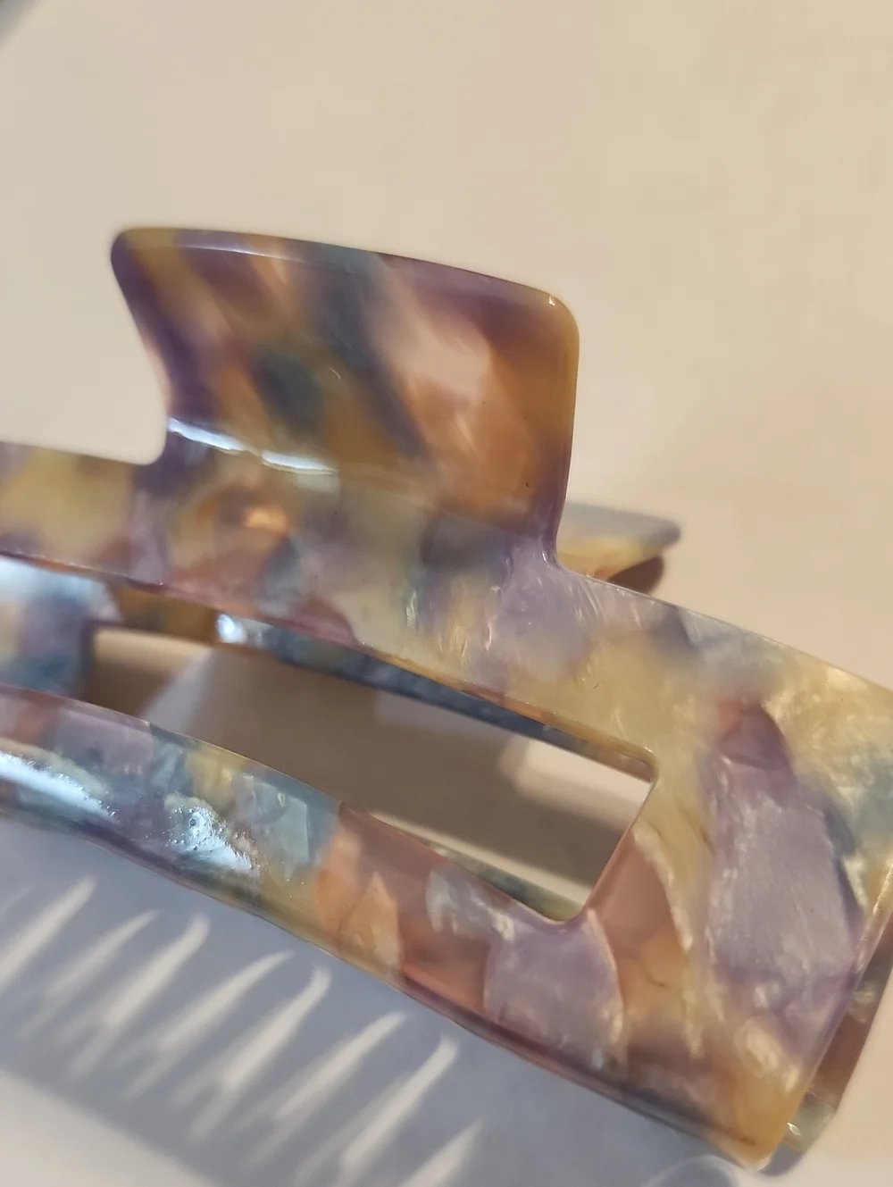 NWOT Acetate Hair Clip 4 inches